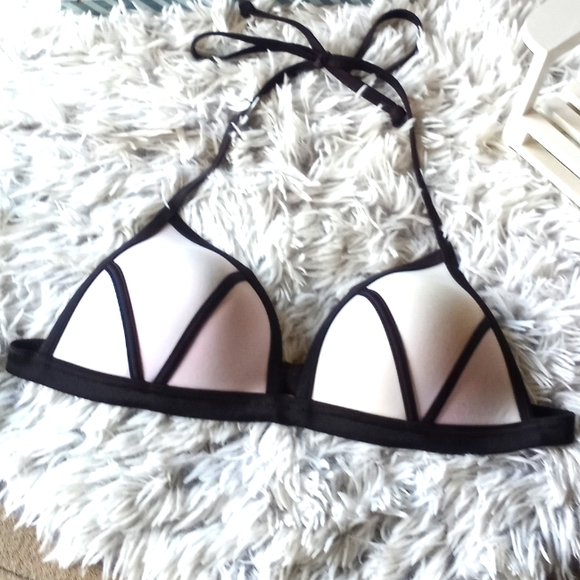 💕Victoria Secret PINK swim top 💕 - Picture 7 of 11